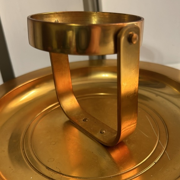 Candle Holder-Vintage Partylite round gold brass with finger loop 8" - Picture 2 of 9